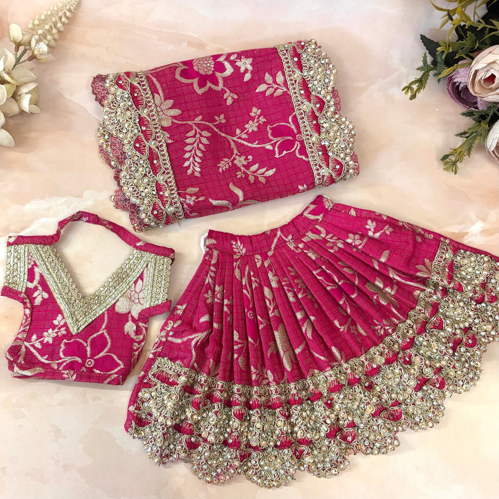Rajsi Mata rani Dress