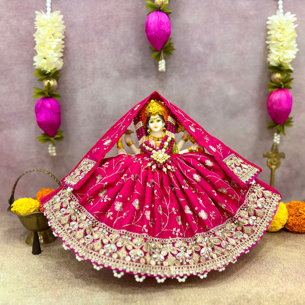 Rani Shringarika Mata Rani Dress