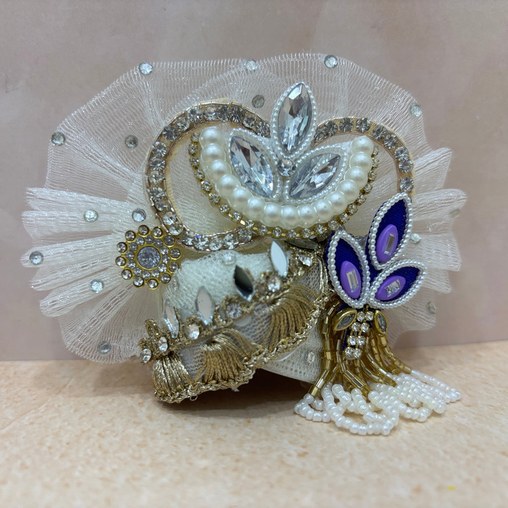 Shwet Ratnaa Radhe Krishna Dress