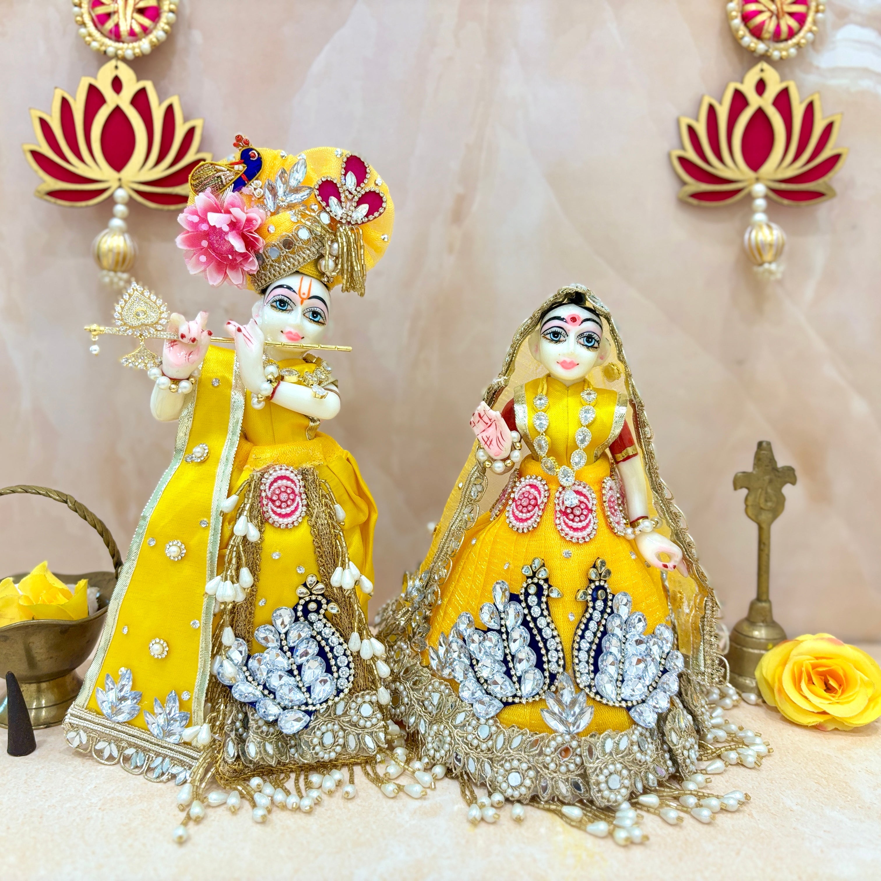 Hans Vilas Radhe Krishna Dress