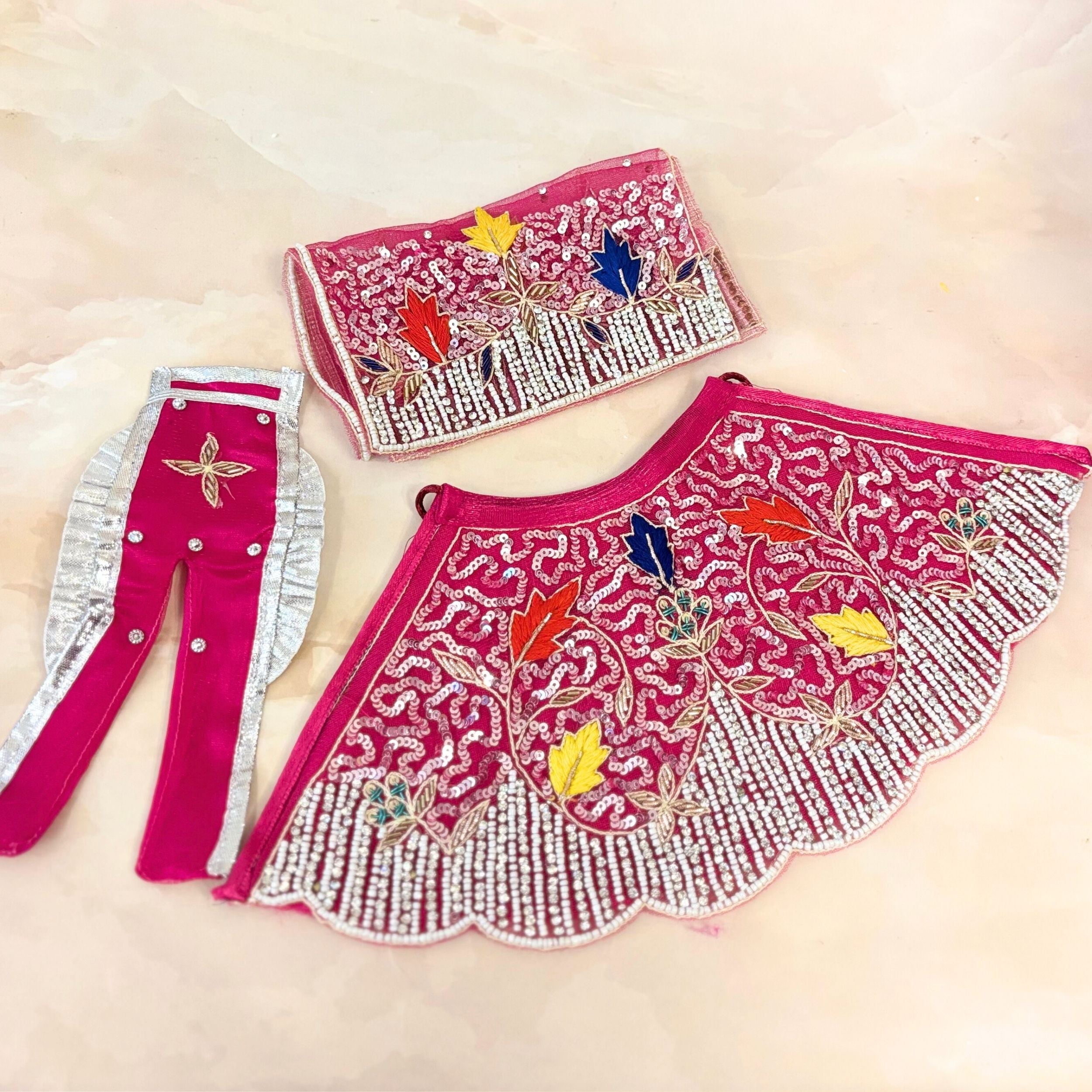 Rajshobhā Radha Krishna Dress